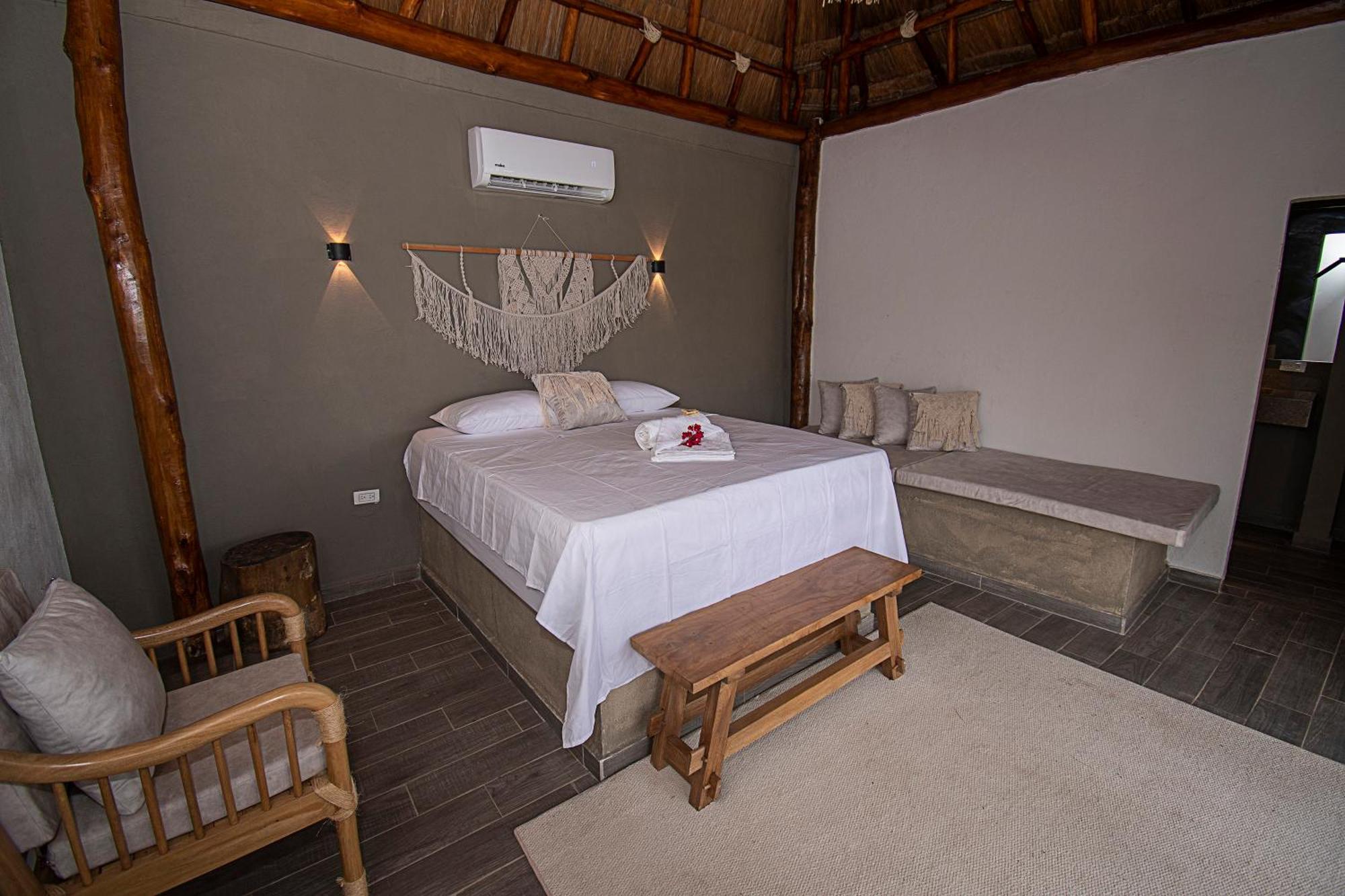 Amalife Beach Club & Hotel Tierra Bomba Exteriér fotografie